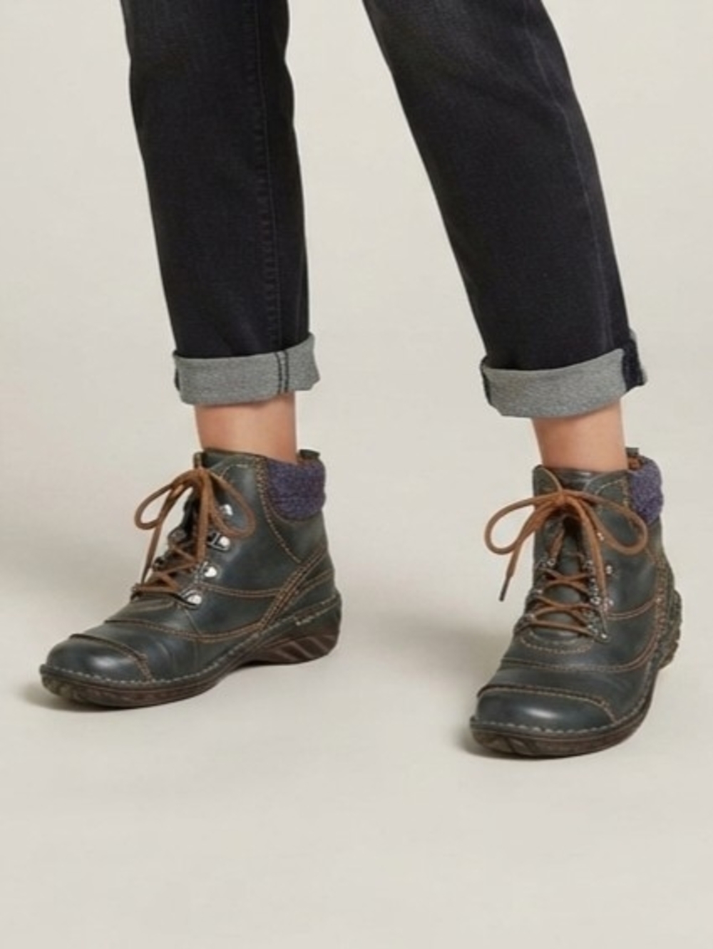 Josef Seibel Green Lace-Up Ankle Boots with Wool Cuff Size   6.5